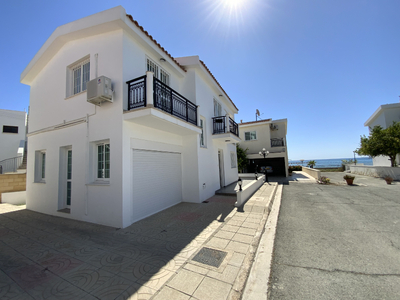 3 Bedroom Beach House  in Larnaca