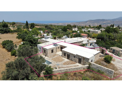 House in Pano Akourdaleia, Paphos in Paphos